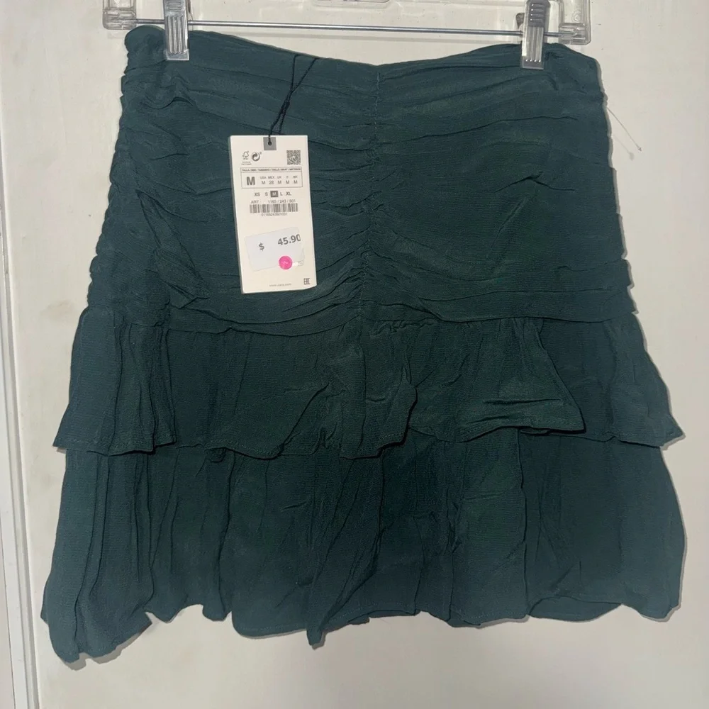 Zara ruffled layered mini skirt viscose hunter green size M - Picture 3 of 5